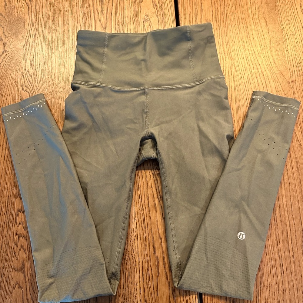 Lululemon Sage Green Leggings Size 4